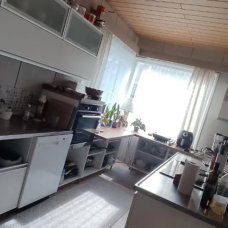 Kortteer Keltainen Huone Rauma